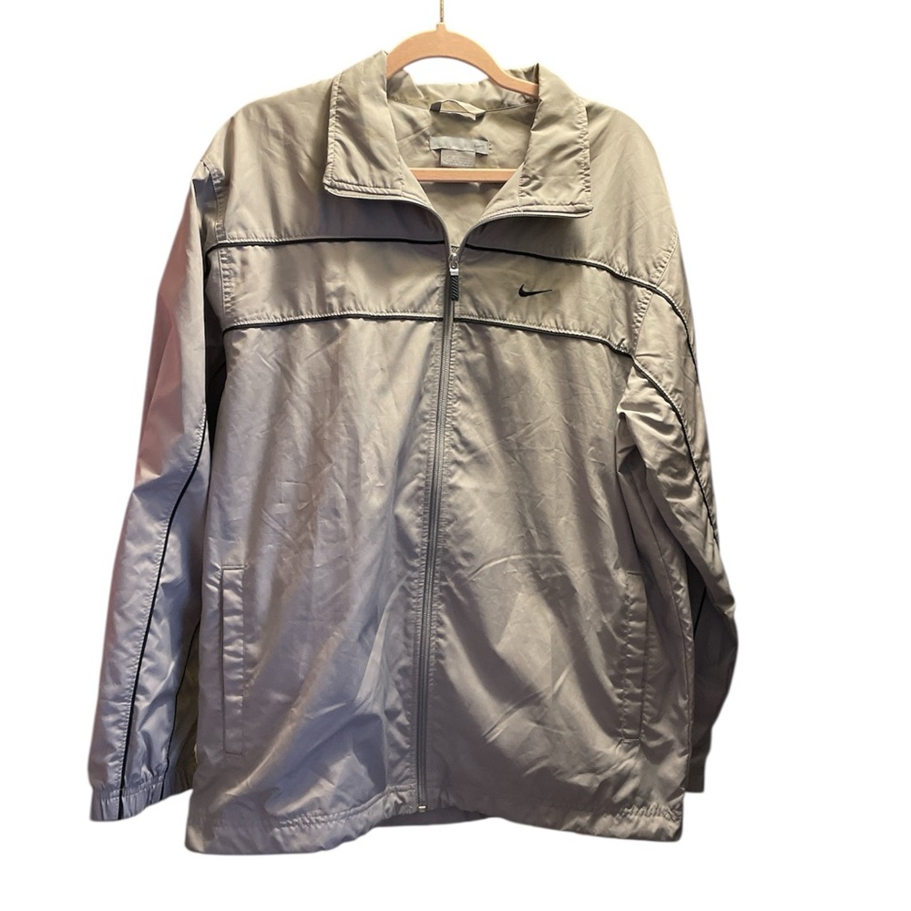 Vintage Nike Men’s Lightweight Windbreaker Jacket